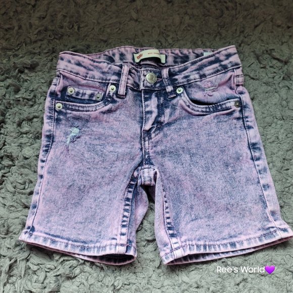 Levi's Other - Levis' Girls Pink Ash Midi Shorts